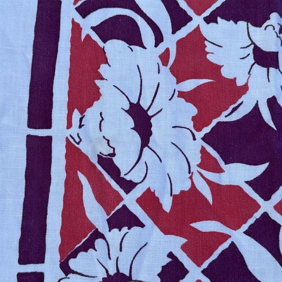 Vintage Tablecloth Tropical Flowers Purple Pink Farmhouse Square - Picture 5 of 8